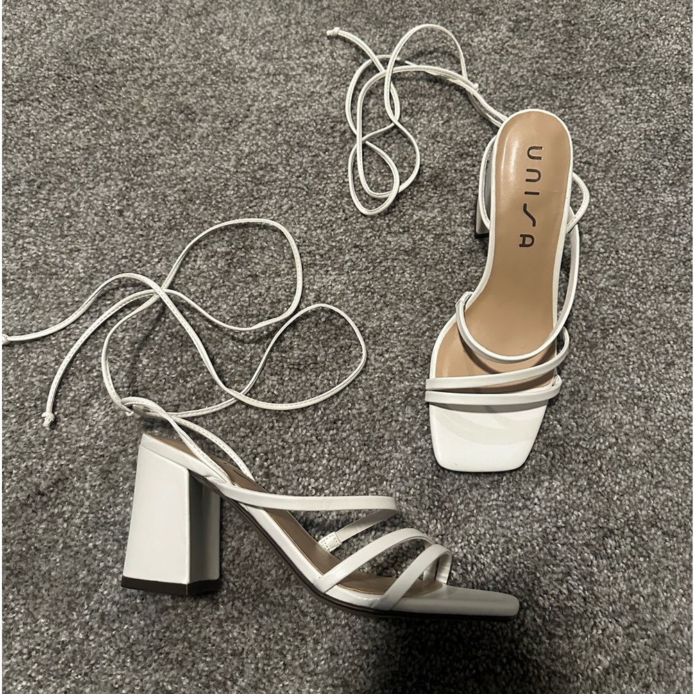 unisa ankle wrap block heels